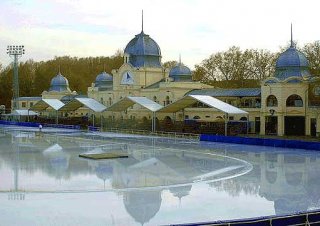the beautifull renovated 400-rink of Budapest